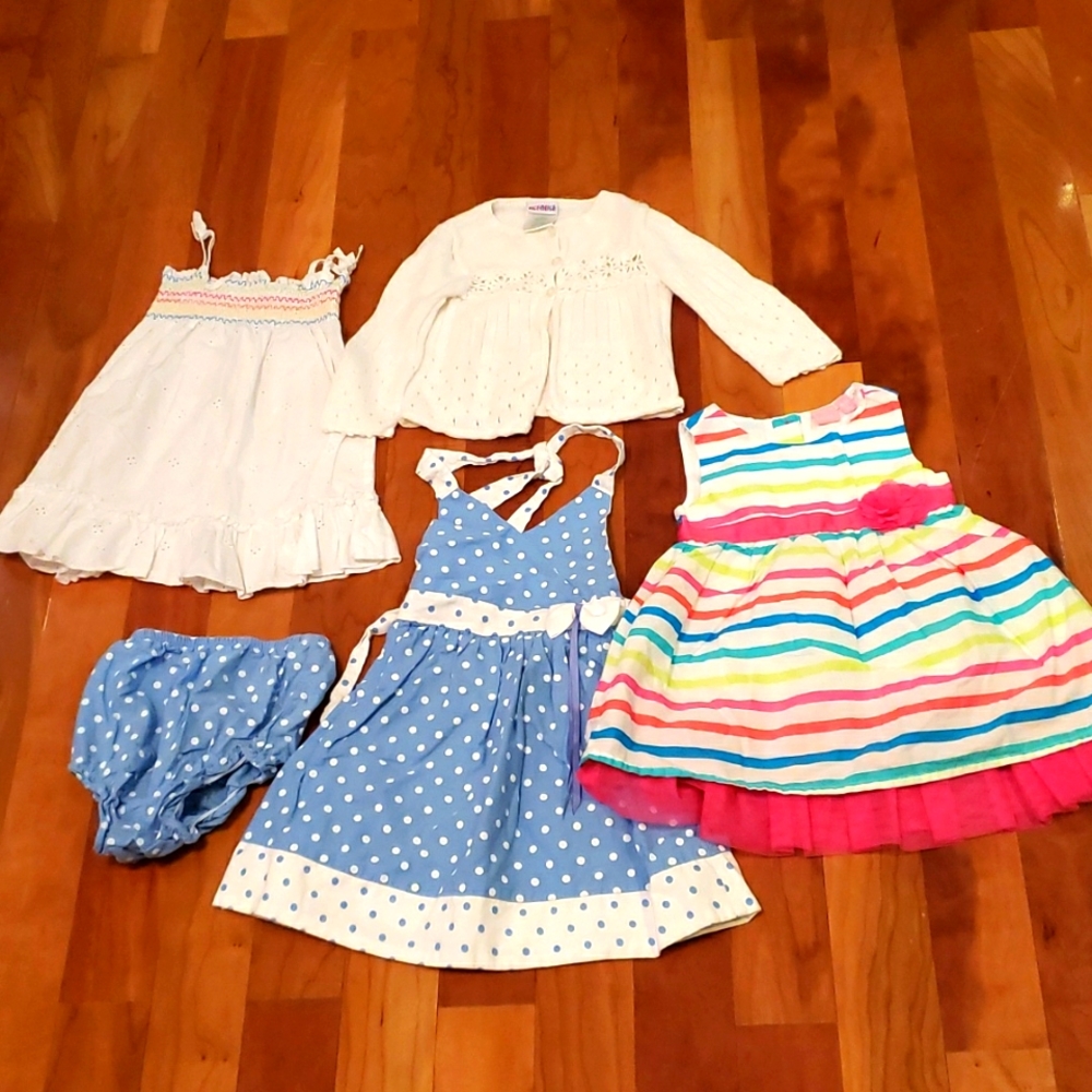 FREE SHIPPING OVER $30 Bundle of 3 dresses and a Sweater - Great deal! - Picture 1 of 5